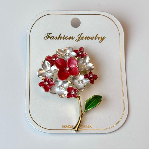 Jewelry - Red and white bouquet brooch, NIP